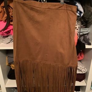 Tan suede skirt with fringe